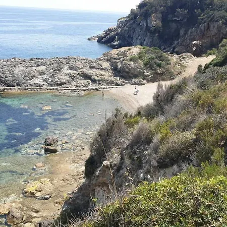 Grazioso Monolocale Isola D'elba Apartamento *